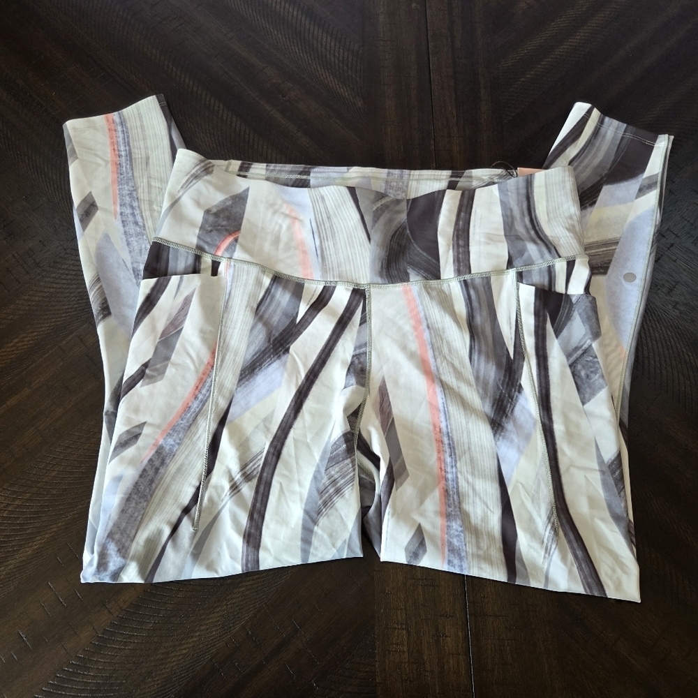Callia Powermove 7/8 Leggings in women's XXL with a "Succulent Green" geometric - Picture 5 of 12